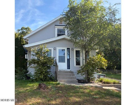 Photo of 3014 Gradwohl Road, Toledo, OH 43617 (MLS # 10014469)