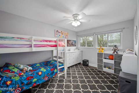 Tiny photo for 324 Southwood Drive, Perrysburg, OH 43551 (MLS # 10006601)