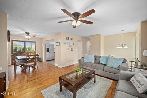 Tiny photo for 324 Southwood Drive, Perrysburg, OH 43551 (MLS # 10006601)