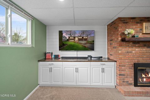 Tiny photo for 324 Southwood Drive, Perrysburg, OH 43551 (MLS # 10006601)