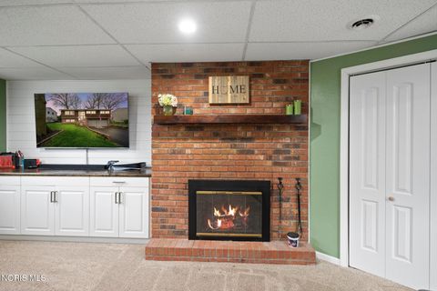 Tiny photo for 324 Southwood Drive, Perrysburg, OH 43551 (MLS # 10006601)