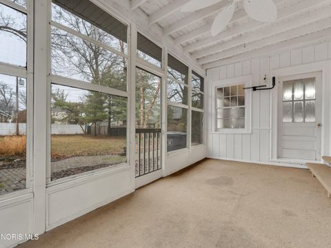 Tiny photo for 1440 W Market Street, Lima, OH 45805 (MLS # 10004809)