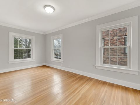 Tiny photo for 1440 W Market Street, Lima, OH 45805 (MLS # 10004809)