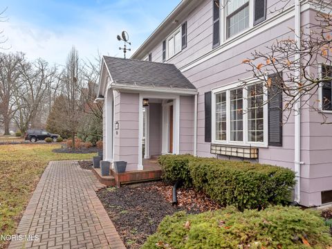 Tiny photo for 1440 W Market Street, Lima, OH 45805 (MLS # 10004809)