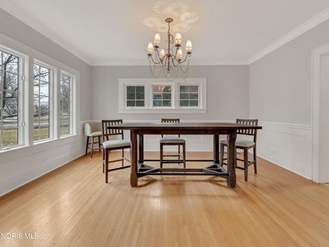 Tiny photo for 1440 W Market Street, Lima, OH 45805 (MLS # 10004809)