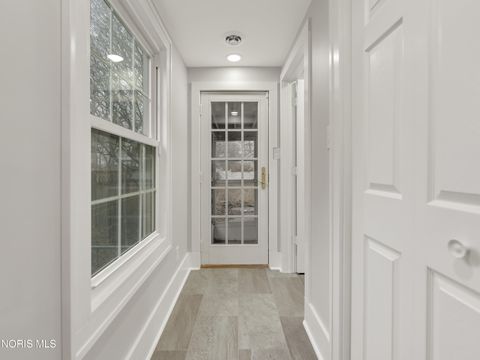 Tiny photo for 1440 W Market Street, Lima, OH 45805 (MLS # 10004809)