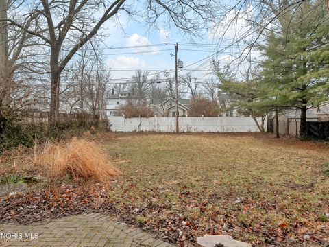 Tiny photo for 1440 W Market Street, Lima, OH 45805 (MLS # 10004809)