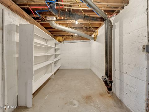 Tiny photo for 1440 W Market Street, Lima, OH 45805 (MLS # 10004809)