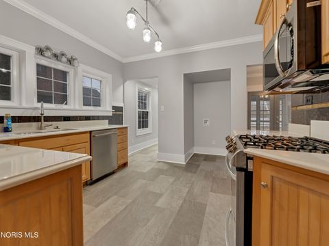 Tiny photo for 1440 W Market Street, Lima, OH 45805 (MLS # 10004809)