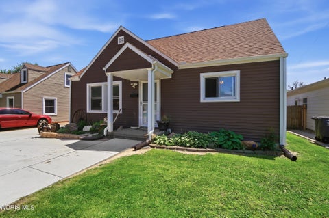 Tiny photo for 2628 124th Street, Toledo, OH 43611 (MLS # 10011771)