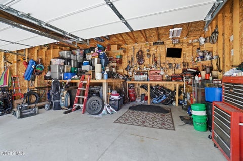 Tiny photo for 2628 124th Street, Toledo, OH 43611 (MLS # 10011771)
