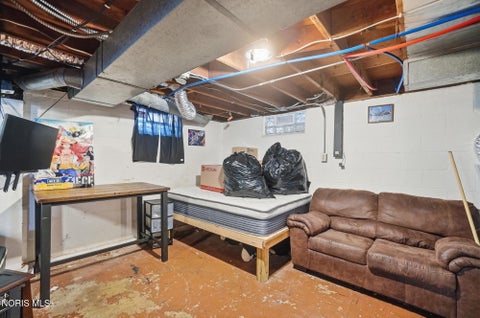 Tiny photo for 2628 124th Street, Toledo, OH 43611 (MLS # 10011771)