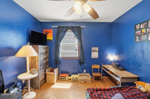 Tiny photo for 2628 124th Street, Toledo, OH 43611 (MLS # 10011771)