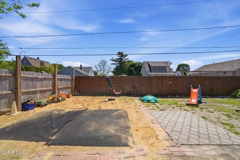 Tiny photo for 2628 124th Street, Toledo, OH 43611 (MLS # 10011771)