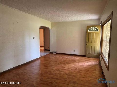 Tiny photo for 7944 Hill Avenue, Holland, OH 43528 (MLS # 10001651)