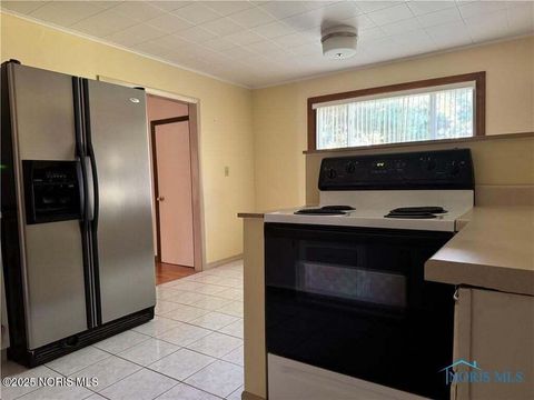 Tiny photo for 7944 Hill Avenue, Holland, OH 43528 (MLS # 10001651)