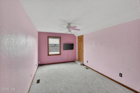 Tiny photo for 1801 Eaglecrest Road, Perrysburg, OH 43551 (MLS # 10006530)