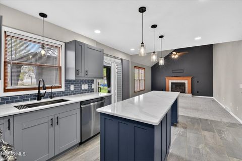 Tiny photo for 1801 Eaglecrest Road, Perrysburg, OH 43551 (MLS # 10006530)