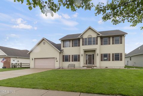 Photo of 1702 Spring Forest Drive, Oregon, OH 43616 (MLS # 10007245)