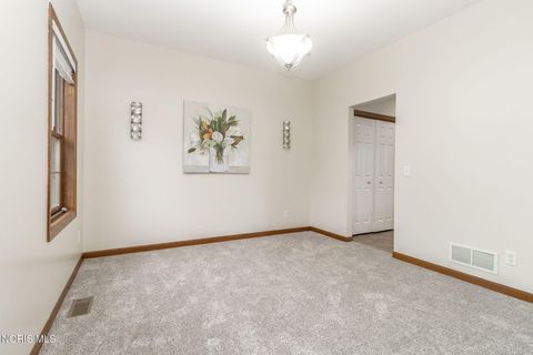 Tiny photo for 1702 Spring Forest Drive, Oregon, OH 43616 (MLS # 10007245)