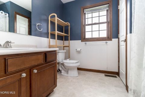 Tiny photo for 1702 Spring Forest Drive, Oregon, OH 43616 (MLS # 10007245)