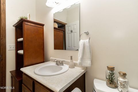 Tiny photo for 1702 Spring Forest Drive, Oregon, OH 43616 (MLS # 10007245)
