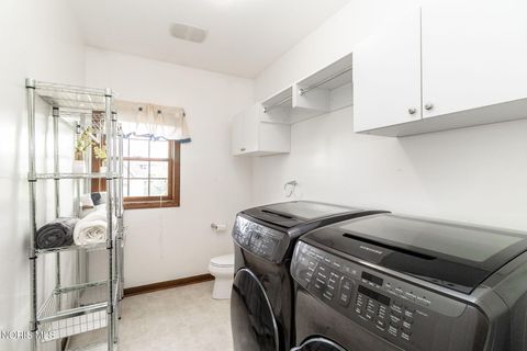 Tiny photo for 1702 Spring Forest Drive, Oregon, OH 43616 (MLS # 10007245)