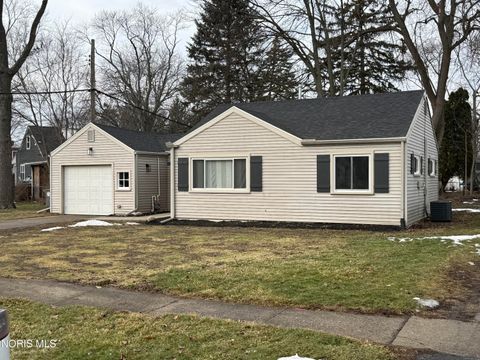 Tiny photo for 1814 Meadowlark Avenue, Toledo, OH 43614 (MLS # 10004234)