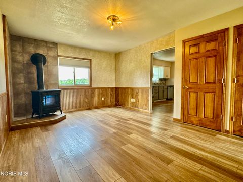 Tiny photo for 7580 Hicksville Edgerton Road, Hicksville, OH 43526 (MLS # 10004777)