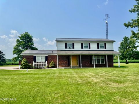 Photo of 7580 Hicksville Edgerton Road, Hicksville, OH 43526 (MLS # 10004777)