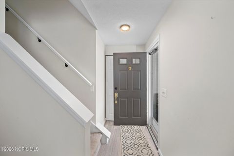 Tiny photo for 3906 Farmbrook Drive, Sylvania, OH 43560 (MLS # 10004061)