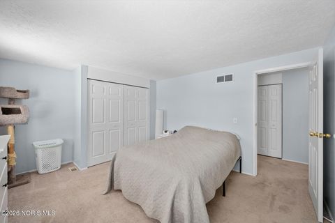 Tiny photo for 3906 Farmbrook Drive, Sylvania, OH 43560 (MLS # 10004061)