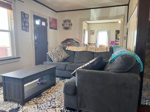 Tiny photo for 135 Mechanic Street, Clyde, OH 43410 (MLS # 10004899)