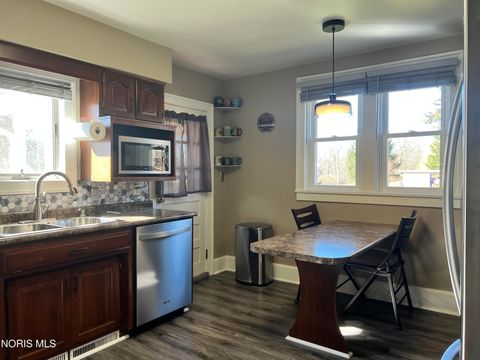 Tiny photo for 135 Mechanic Street, Clyde, OH 43410 (MLS # 10004899)