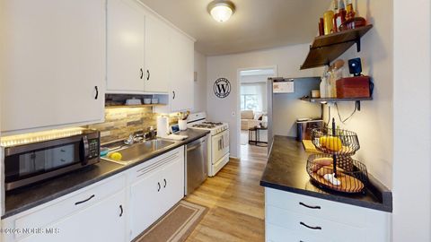 Tiny photo for 2919 Lutaway Drive, Toledo, OH 43614 (MLS # 10003774)