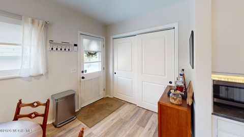 Tiny photo for 2919 Lutaway Drive, Toledo, OH 43614 (MLS # 10003774)