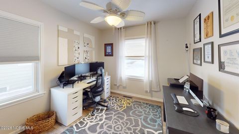 Tiny photo for 2919 Lutaway Drive, Toledo, OH 43614 (MLS # 10003774)