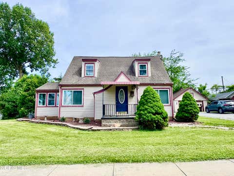 Photo of 908 E High Street, Hicksville, OH 43526 (MLS # 10008593)