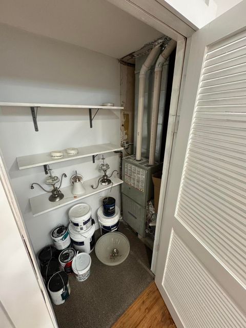 Tiny photo for 54 E Sylvania Avenue, Toledo, OH 43612 (MLS # 10000014)
