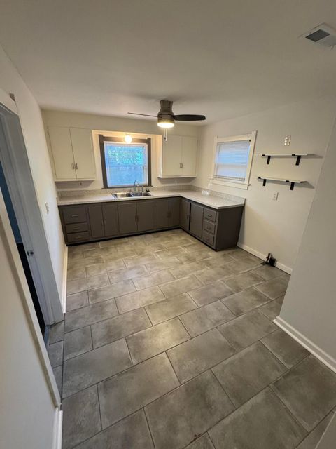 Tiny photo for 54 E Sylvania Avenue, Toledo, OH 43612 (MLS # 10000014)