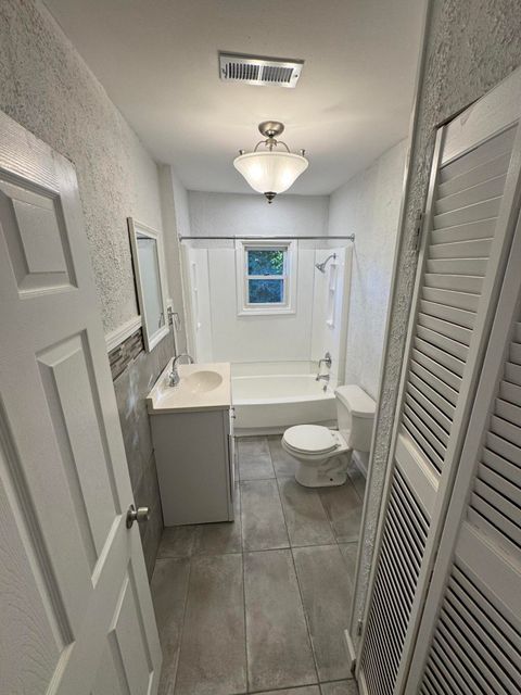 Tiny photo for 54 E Sylvania Avenue, Toledo, OH 43612 (MLS # 10000014)