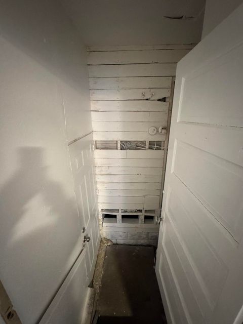 Tiny photo for 54 E Sylvania Avenue, Toledo, OH 43612 (MLS # 10000014)