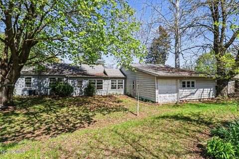 Tiny photo for 207 W Hull Street, Edgerton, OH 43517 (MLS # 10006670)