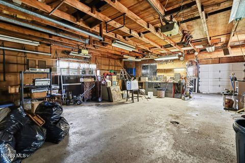 Tiny photo for 207 W Hull Street, Edgerton, OH 43517 (MLS # 10006670)