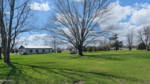 Tiny photo for 1319 Ohio 576, Bryan, OH 43506 (MLS # 10006073)