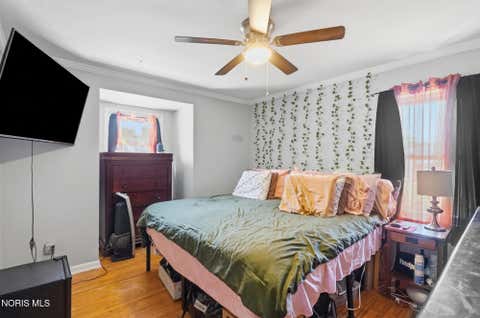 Tiny photo for 1934 Berdan Avenue, Toledo, OH 43613 (MLS # 10011655)