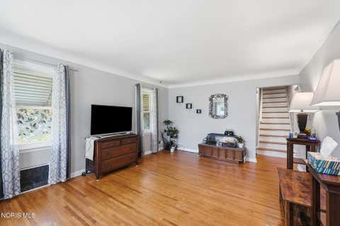 Tiny photo for 1934 Berdan Avenue, Toledo, OH 43613 (MLS # 10011655)