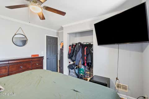 Tiny photo for 1934 Berdan Avenue, Toledo, OH 43613 (MLS # 10011655)