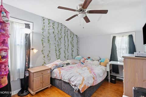 Tiny photo for 1934 Berdan Avenue, Toledo, OH 43613 (MLS # 10011655)