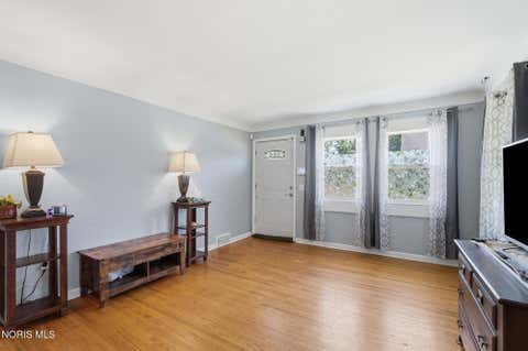 Tiny photo for 1934 Berdan Avenue, Toledo, OH 43613 (MLS # 10011655)